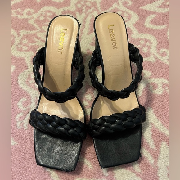 Leevar Shoes - Black Heels